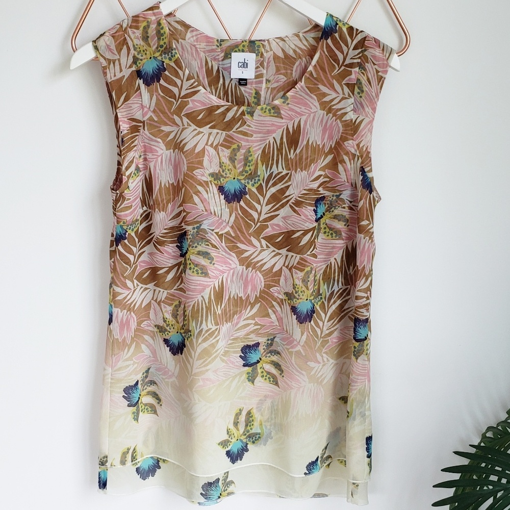 CAbi Parlor Top Floral Tropical Slit Back Blouse S - Picture 2 of 7